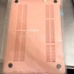 iBenzer Pink Laptop Case